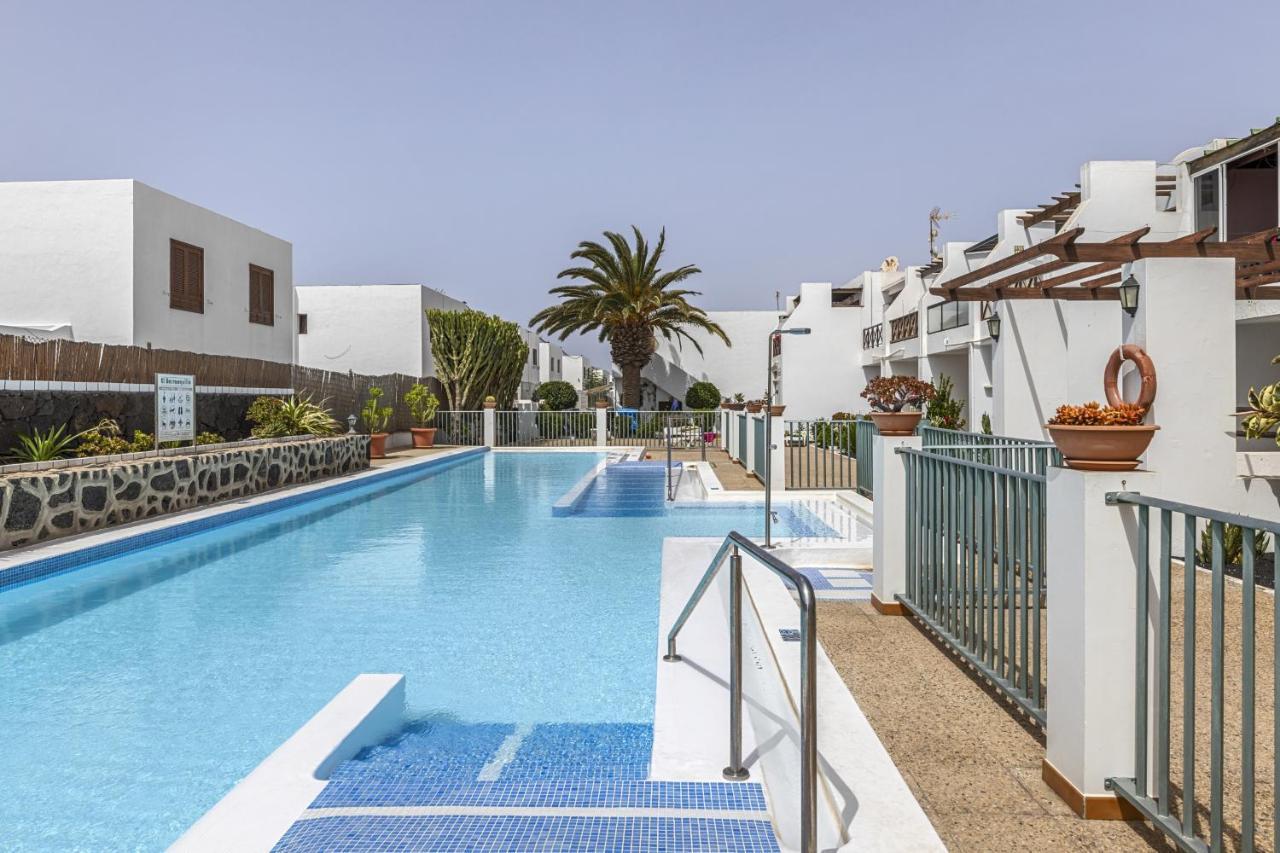 Hola Arnage Pool View Lägenhet Puerto del Carmen  Exteriör bild
